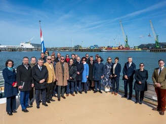 23 EU-ambassadeurs bezoeken North Sea Port in Zeeland